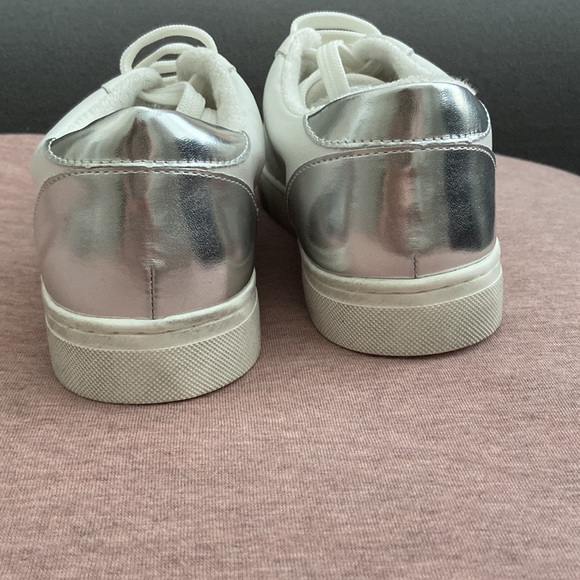 Steve Madden star sneakers size 8 - Picture 4 of 6